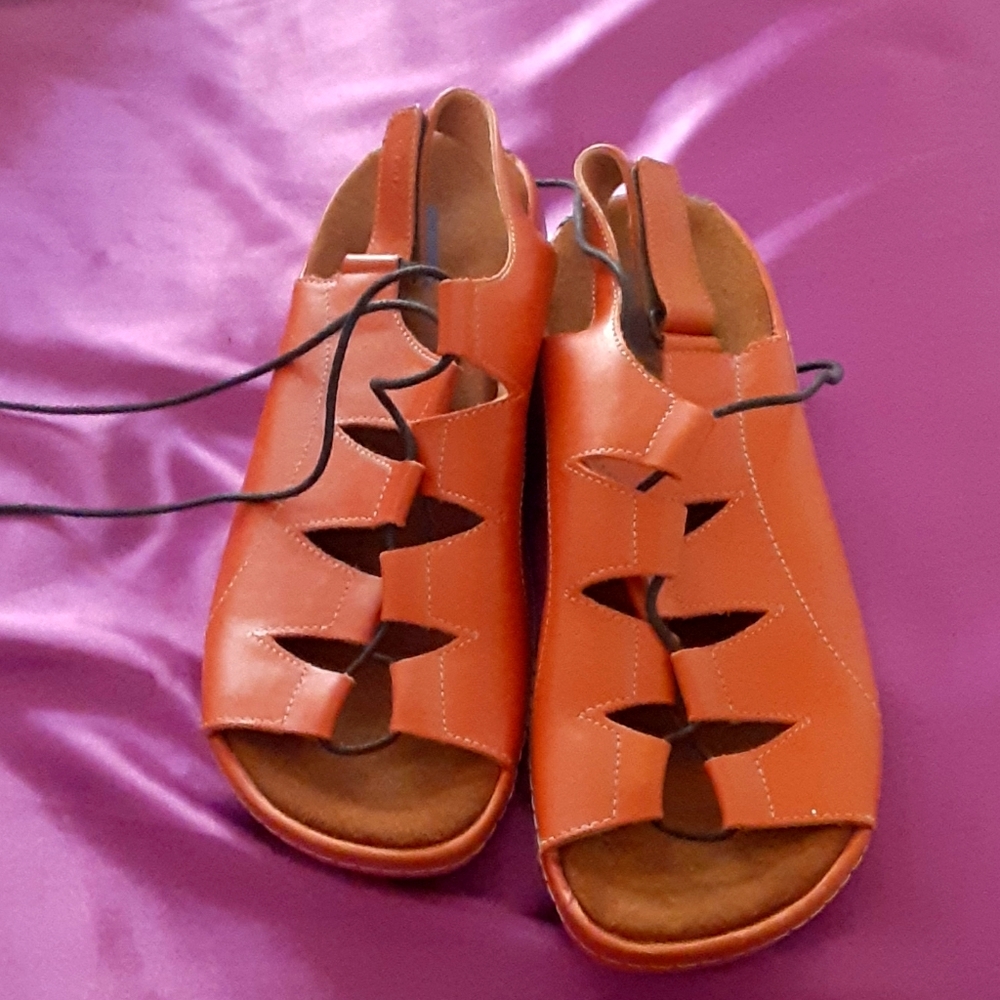 Tied up sandals